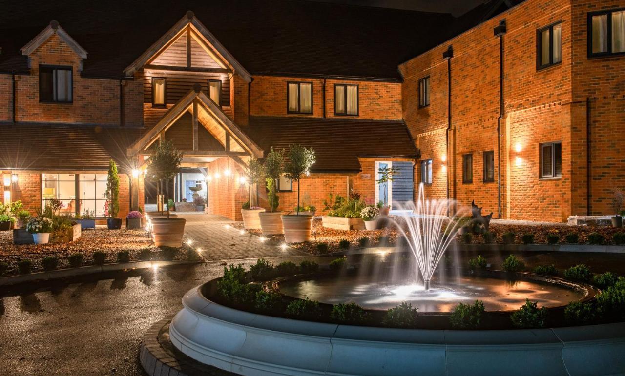 Cottesmore Hotel Golf & Country Club Crawley  Buitenkant foto