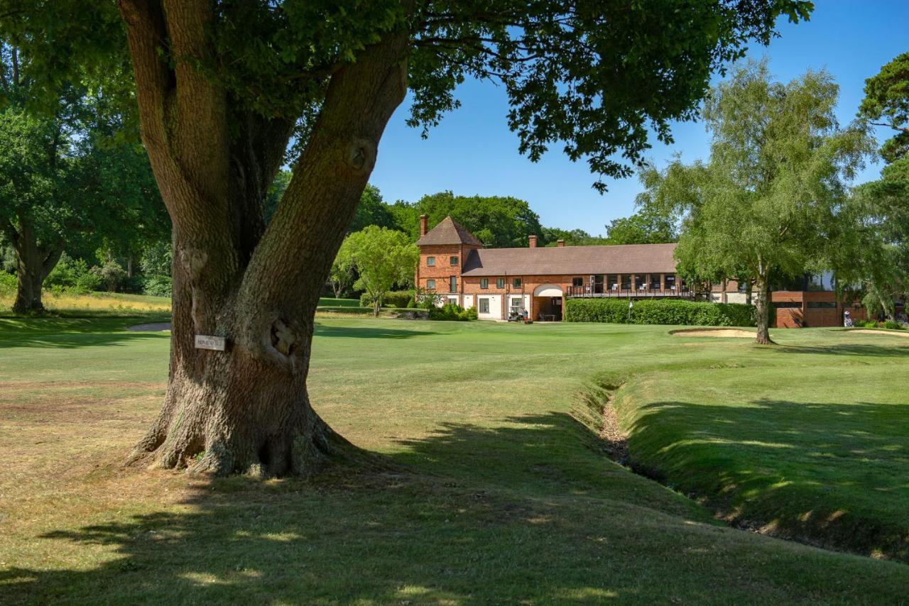 Cottesmore Hotel Golf & Country Club Crawley  Buitenkant foto