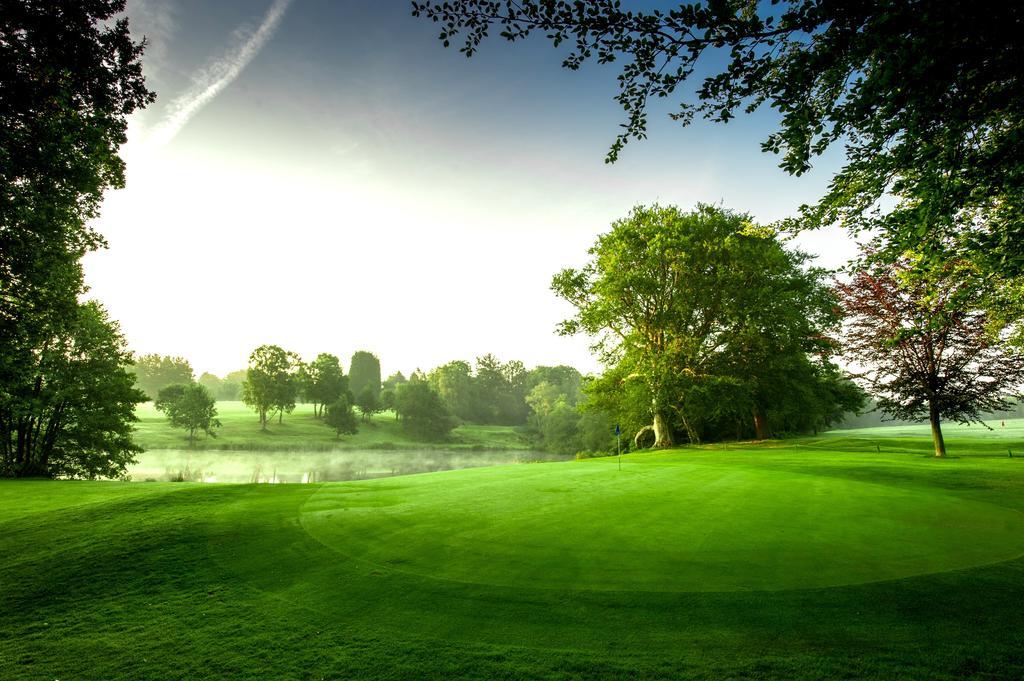 Cottesmore Hotel Golf & Country Club Crawley  Buitenkant foto
